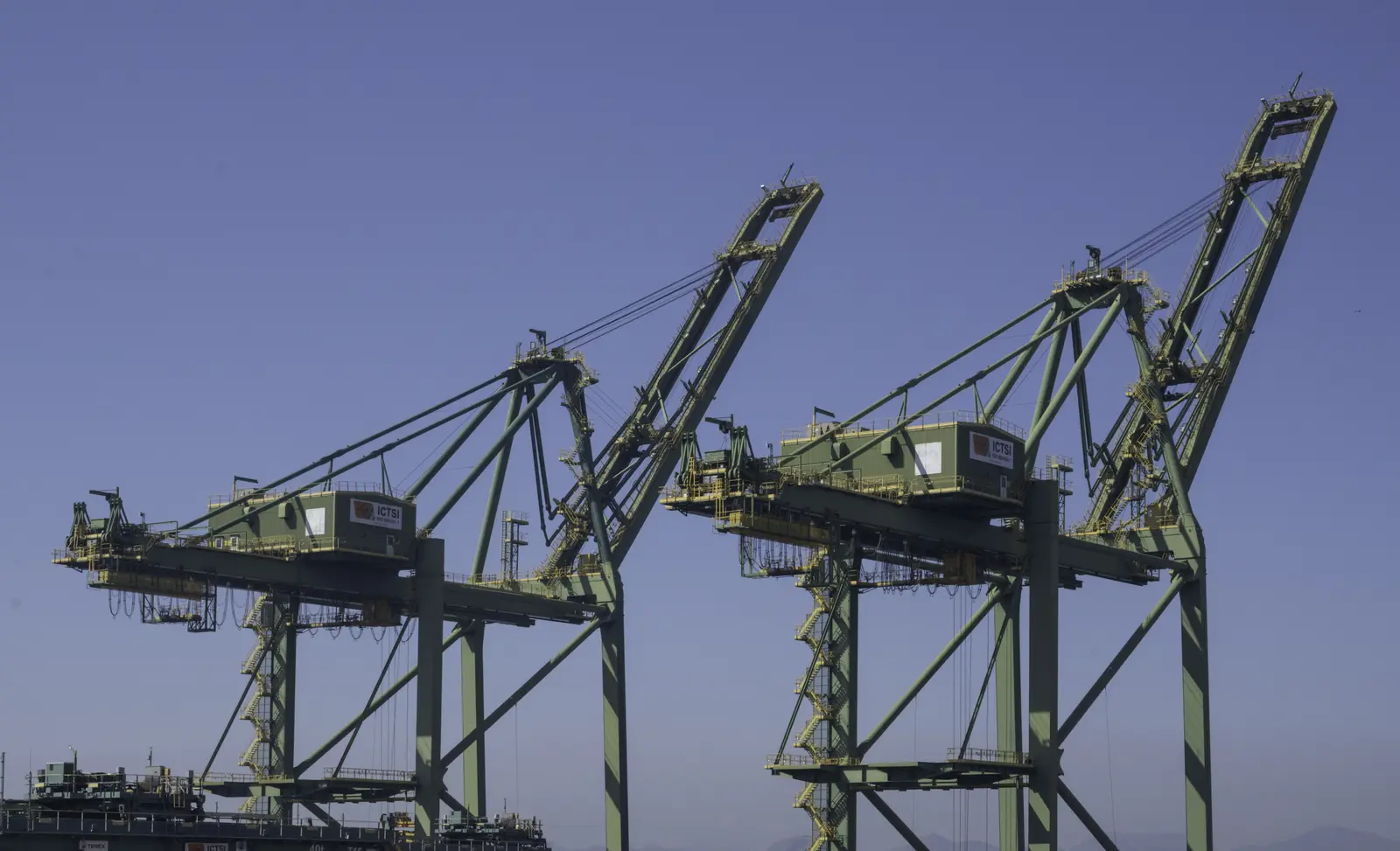 Container cranes and cargo infrastructure at the Port of Rio de Janeiro